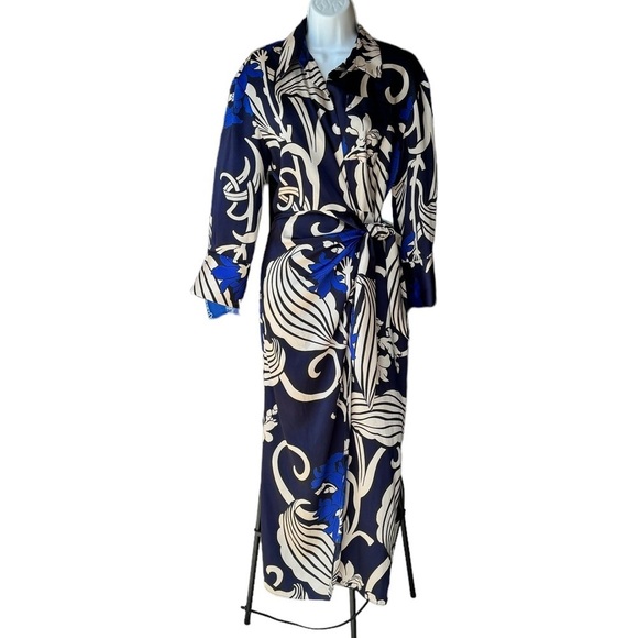 Zara Dresses & Skirts - NWT ZARA Wrap Midi Tie Front dress Sz S Plunge neck Blue Black Navy